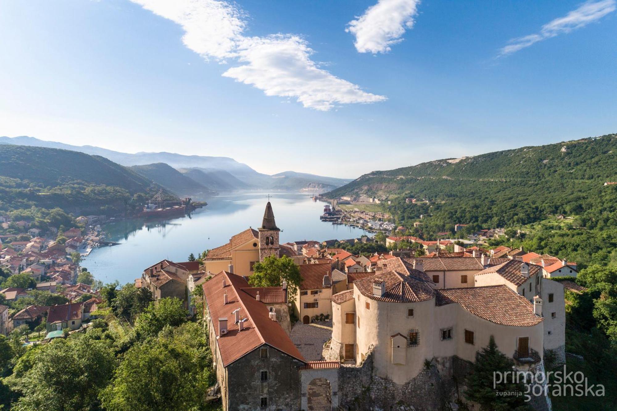 Apartment Jasna With Breathtaking Sea View, Terrace And Free Parking *