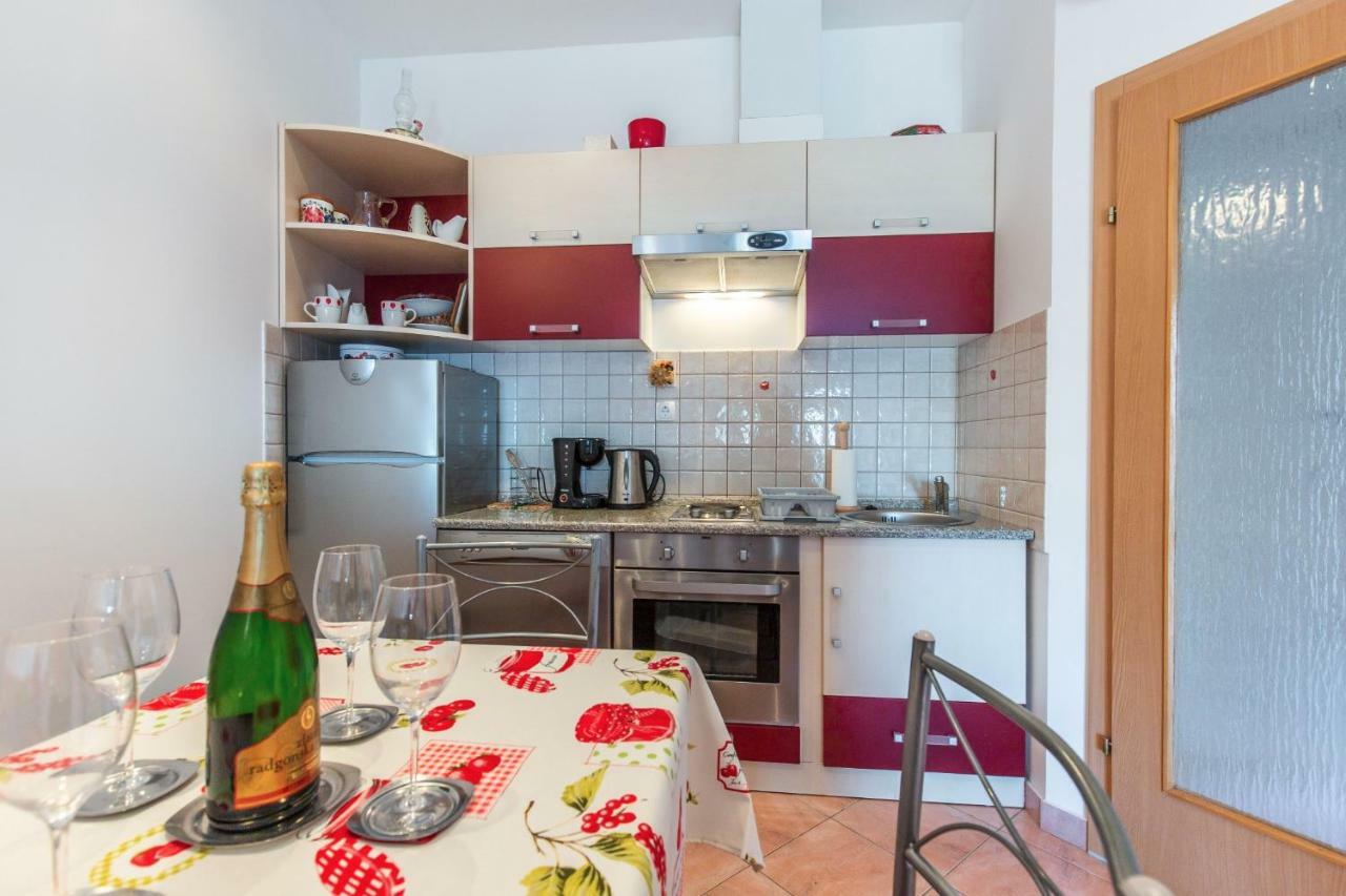 Apartment Jasna With Breathtaking Sea View, Terrace And Free Parking Apartment *