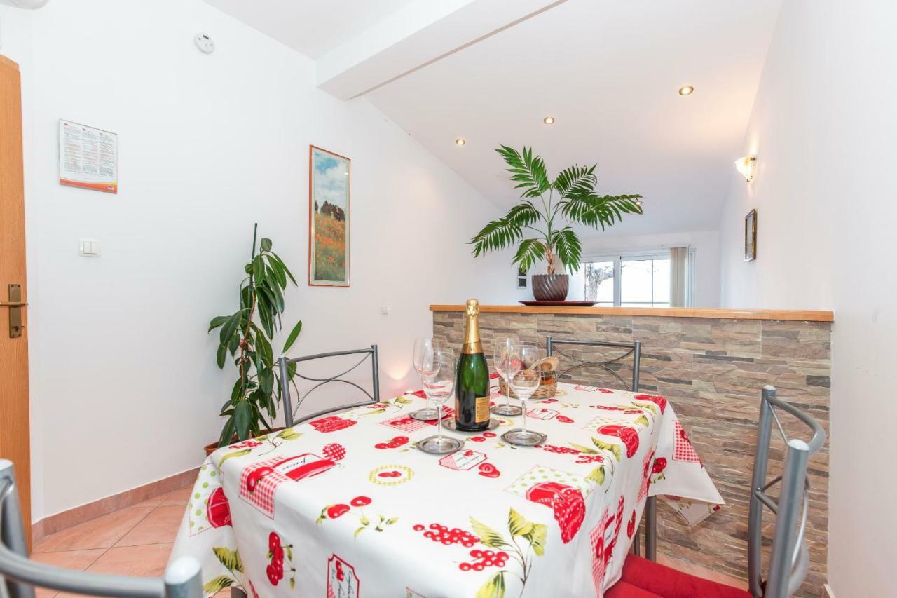 Apartment Jasna With Breathtaking Sea View, Terrace And Free Parking Apartment